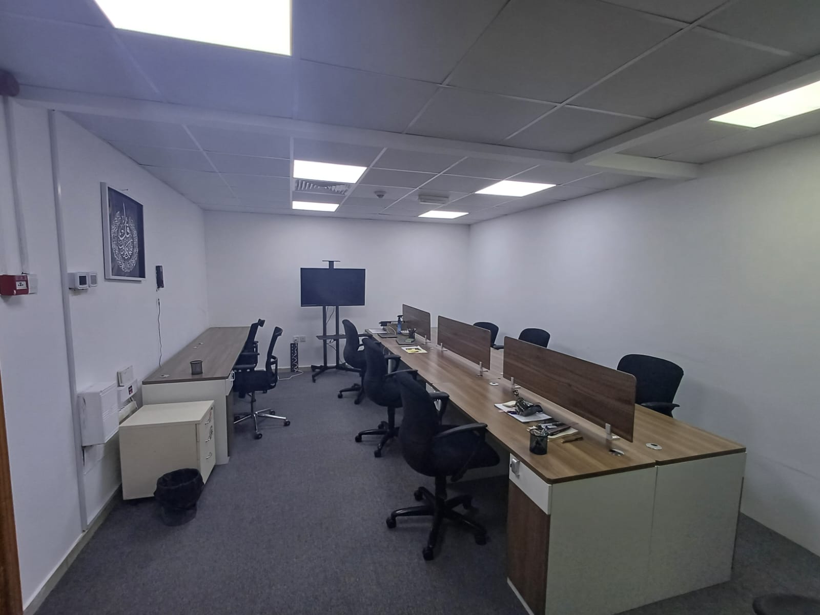 Large Office B1